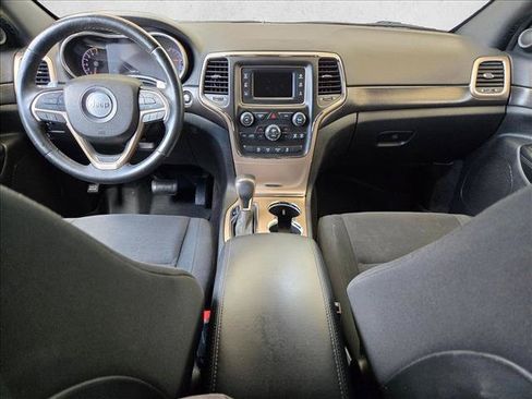 Used 2016 Jeep Grand Cherokee Laredo w/ Quick Order Package 23E AWD/4WD image 18