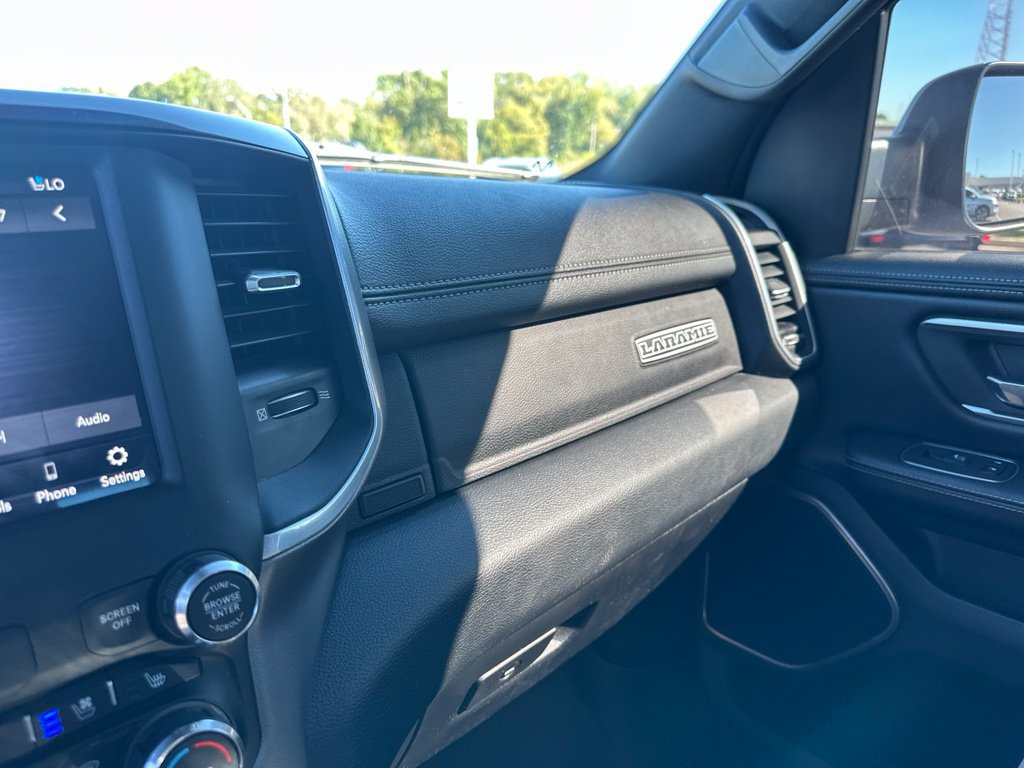 Used 2020 RAM 1500 Laramie w/ Sport Appearance Package AWD/4WD image 23