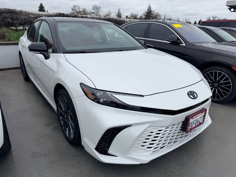 Used 2026 Toyota Camry XSE image 2