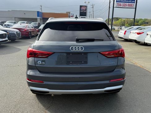 Used 2020 Audi Q3 2.0T Premium image 5