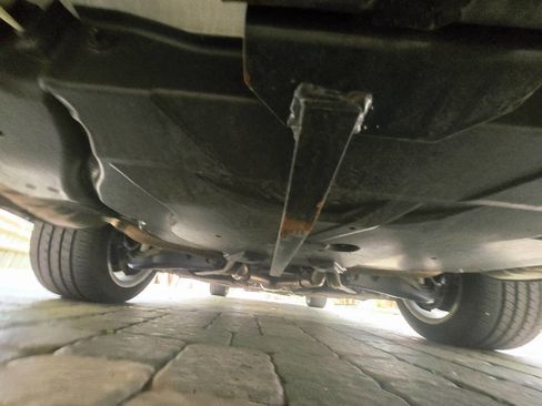 Used 2014 Mercedes-Benz E 350 E 350 Luxury 4MATIC AWD 4dr Wa image 91