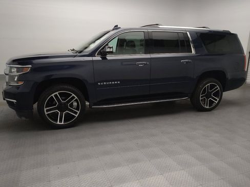Used 2020 Chevrolet Suburban Premier AWD/4WD image 2