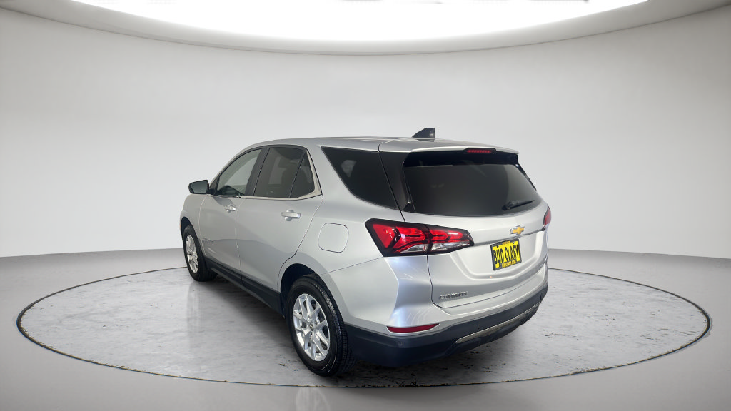 Used 2022 Chevrolet Equinox LT w/ Driver Convenience Package AWD/4WD image 11
