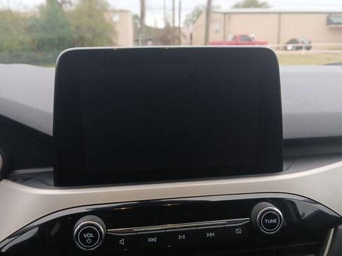 Used 2021 Ford Escape SEL image 14