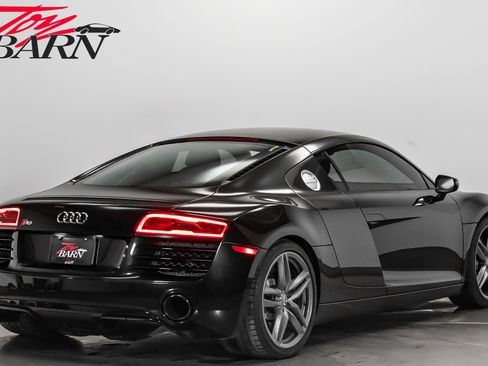 Used 2014 Audi R8 V8 image 5