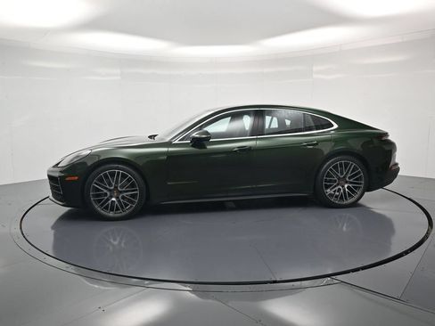 Certified 2026 Porsche Panamera 4 AWD/4WD image 2
