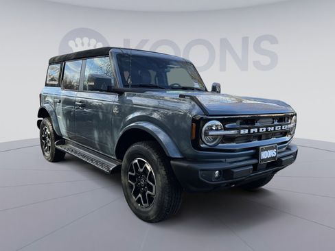 New 2025 Ford Bronco Outer Banks image 10