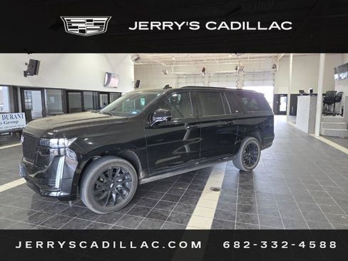Used 2023 Cadillac Escalade ESV Sport Platinum w/ LPO, ONYX Package image 1