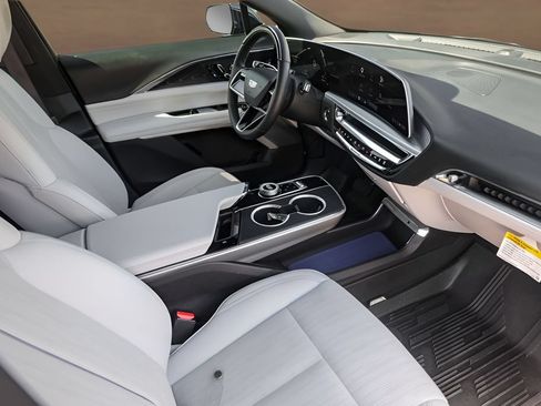 Certified 2024 Cadillac Lyriq Luxury w/ LPO, Floor Liner Package RWD image 28