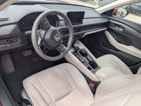 Used 2024 Honda Accord LX image 17