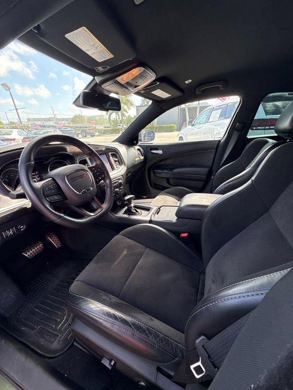 Used 2023 Dodge Charger Scat Pack RWD image 4