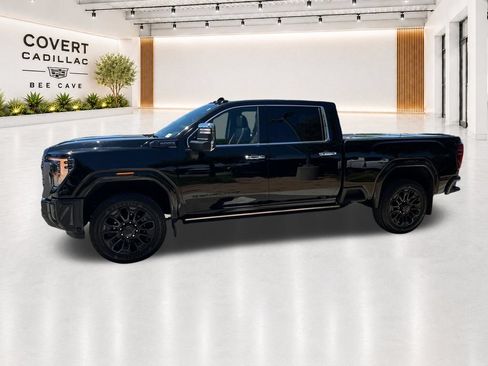 Used 2024 GMC Sierra 2500 Denali Ultimate AWD/4WD image 5