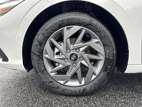 New 2026 Hyundai Elantra Blue image 11