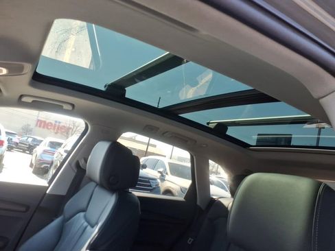 Used 2024 Audi Q5 2.0T Premium Plus image 11