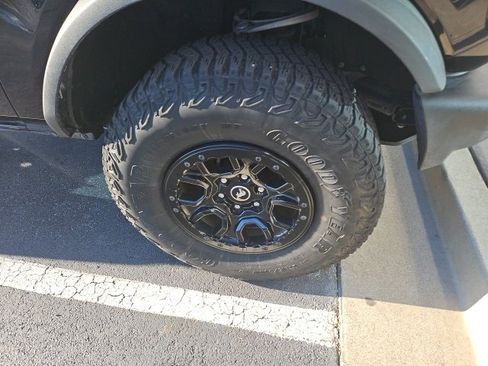 Used 2021 Ford Bronco 4-Door w/ Sasquatch Package image 4