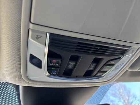 Used 2022 Acura MDX FWD w/ Technology Package image 46