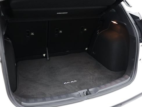 Used 2021 Nissan Kicks S FWD image 30