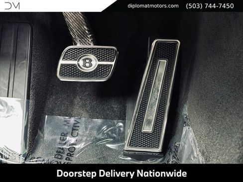 Used 2021 Bentley Continental GT AWD/4WD image 33