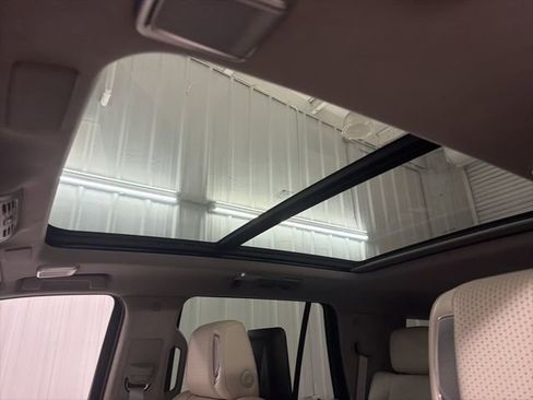 Used 2023 Cadillac Escalade Premium Luxury Platinum image 53