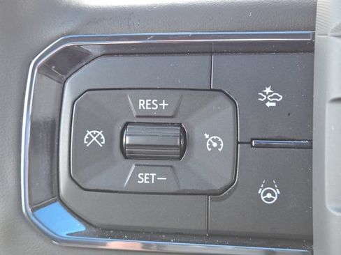 Used 2026 GMC Hummer EV SUV w/ LPO, Dark Essentials Package AWD/4WD image 37