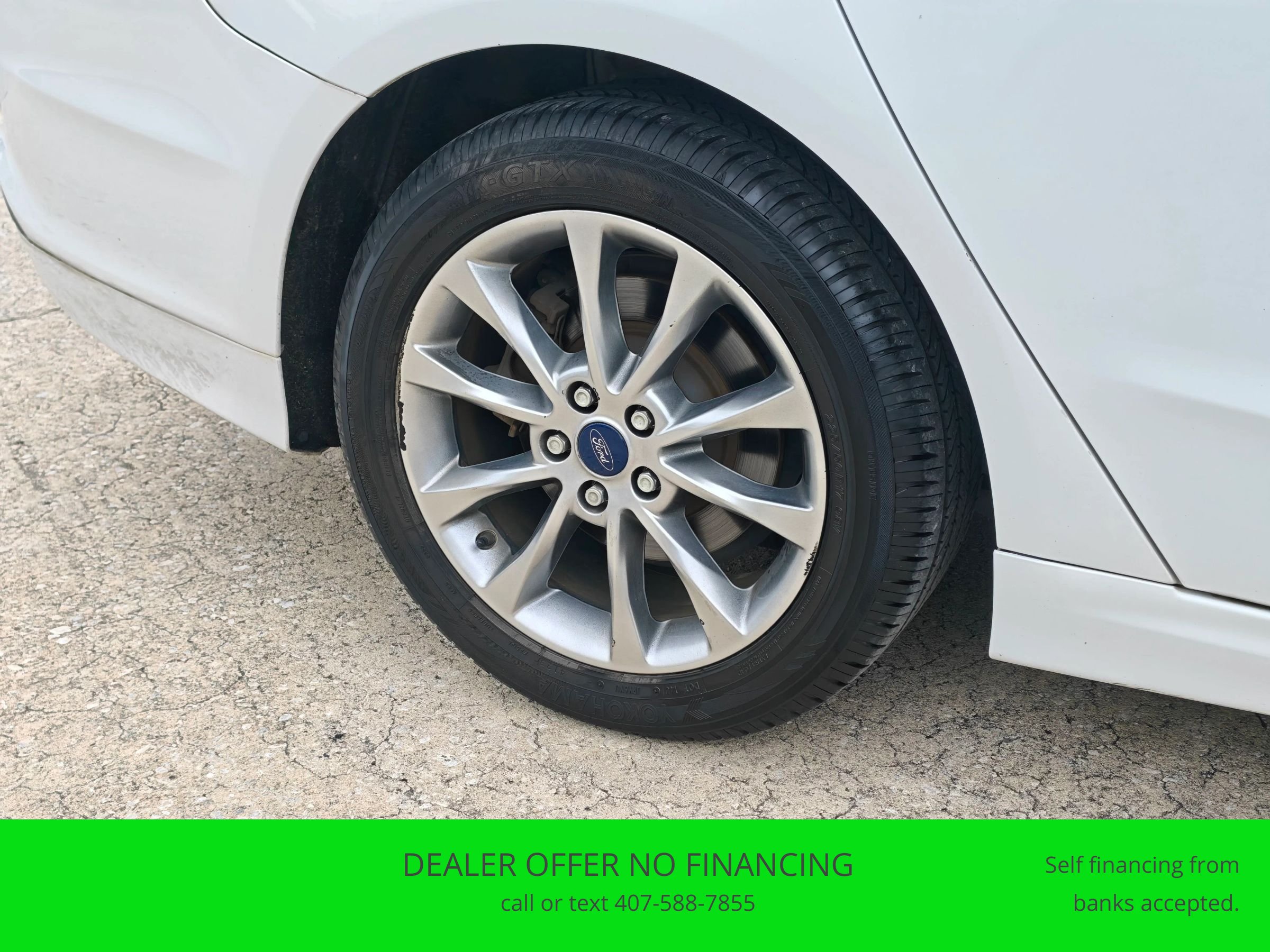 Used 2017 Ford Fusion SE FWD image 19