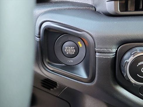 Certified 2025 Jeep Wrangler Unlimited Sahara AWD/4WD image 11