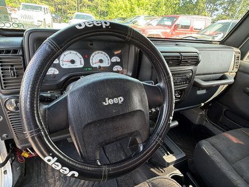 Used 2005 Jeep Wrangler Sport AWD/4WD image 21