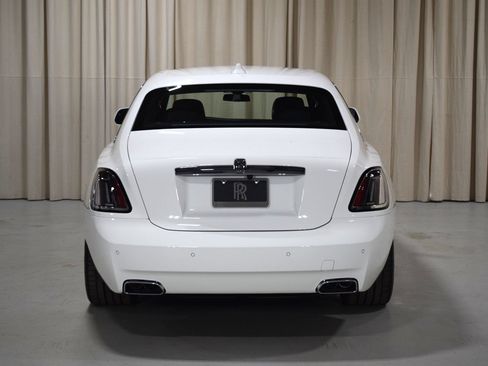 New 2026 Rolls-Royce Ghost Extended Wheelbase AWD/4WD image 10