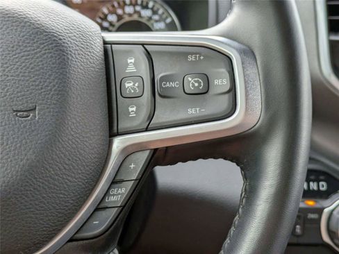 Certified 2024 RAM 2500 Big Horn w/ Safety Group AWD/4WD image 29