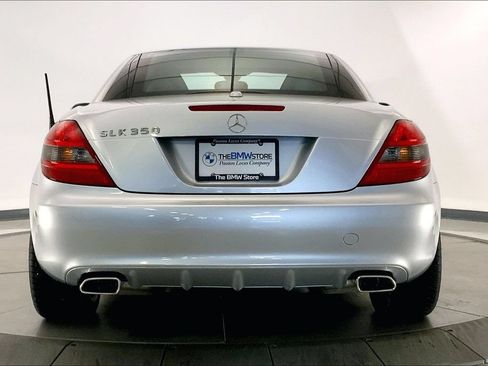 Used 2010 Mercedes-Benz SLK 350 image 3