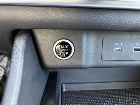 Used 2023 Nissan Rogue SV image 30