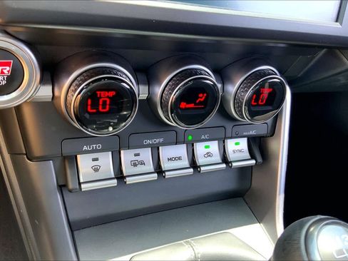 Used 2024 Toyota GR86 RWD image 27