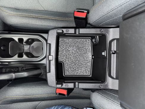 New 2025 Jeep Gladiator Willys image 34