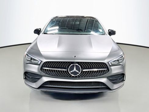 Used 2022 Mercedes-Benz CLA 250 4MATIC image 2