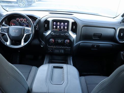 Used 2019 Chevrolet Silverado 1500 RST image 18