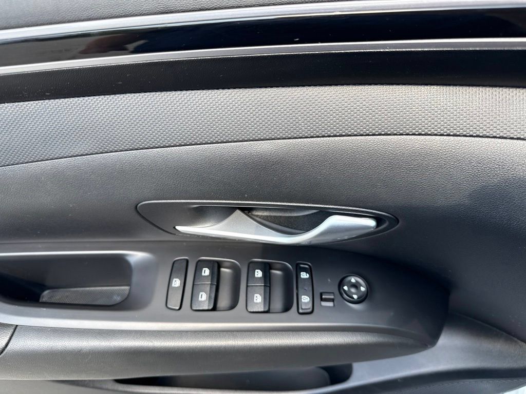 Used 2024 Hyundai Tucson SEL AWD/4WD image 13