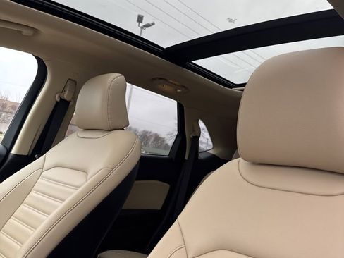 Used 2024 Ford Edge SEL w/ Convenience Package image 36