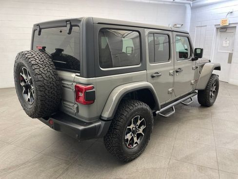Used 2018 Jeep Wrangler Unlimited Rubicon AWD/4WD image 7