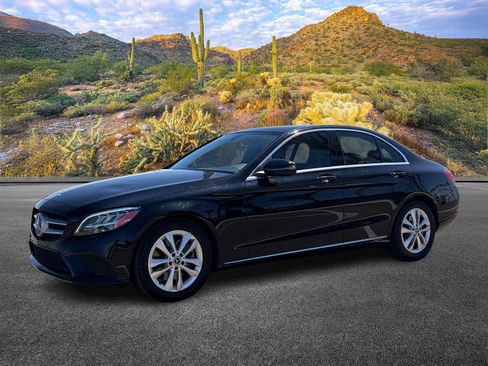 Used 2019 Mercedes-Benz C 300 Sedan image 5