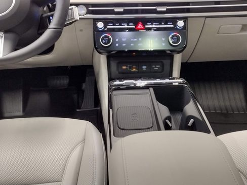 New 2026 Hyundai Tucson Limited image 42