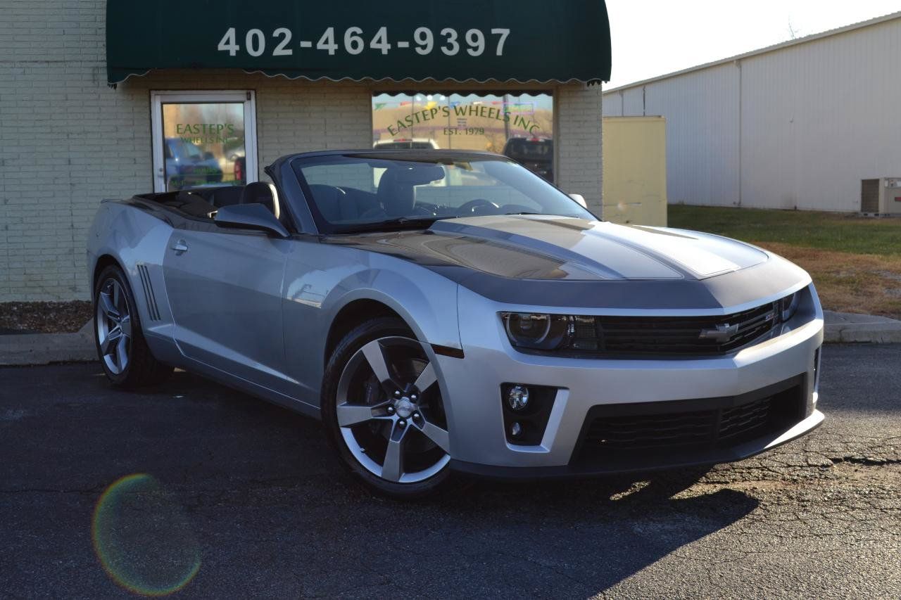 Used 2012 Chevrolet Camaro SS w/ RS Package RWD image 10