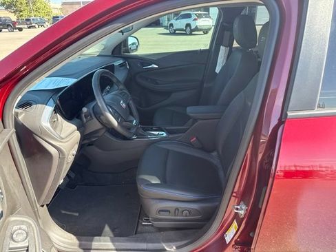 Used 2025 Buick Encore GX Sport Touring w/ Advanced Technology Package AWD/4WD image 7