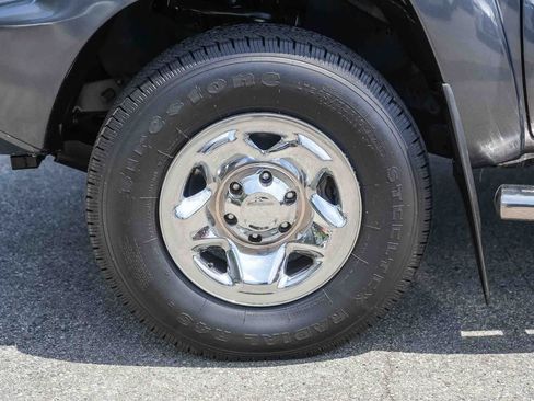 Used 2015 Toyota Tacoma PreRunner w/ SR5 Package RWD image 10