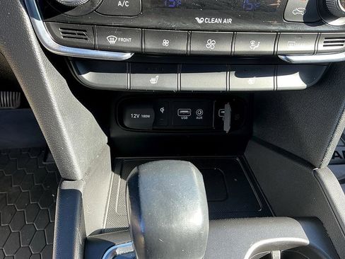 Used 2020 Hyundai Santa Fe SEL w/ Convenience Package image 20