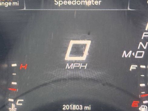 Used 2016 Dodge Charger SXT RWD image 17