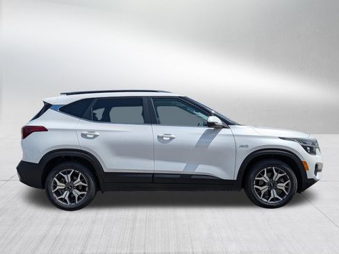 Used 2021 Kia Seltos EX AWD/4WD image 8