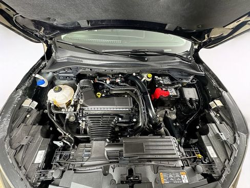 Used 2025 Ford Escape Platinum image 21