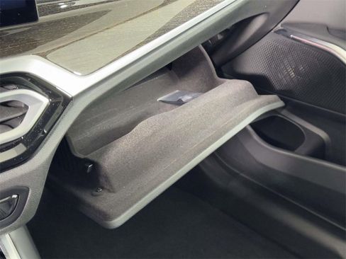 Used 2023 BMW 330i xDrive Sedan w/ Driving Assistance Package image 31