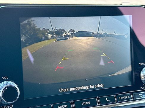 New 2025 Mitsubishi Outlander ES image 8