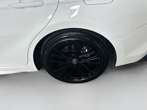 Used 2026 Toyota Camry SE FWD image 11